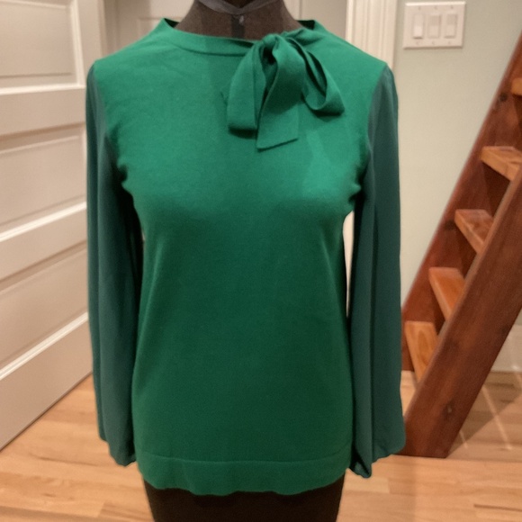 J Crew Factory Green Sweater With Bow - Picture 1 of 4